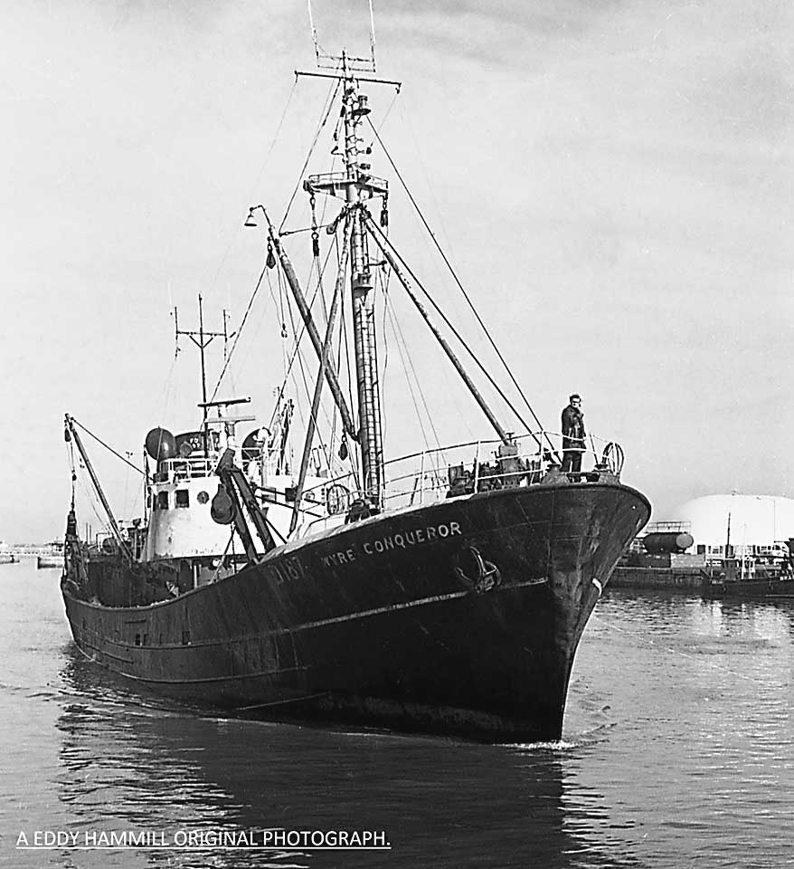 Trawler Ship Photo River Wyre Wyre Conqueror FD 187 1960's Fleetwood 